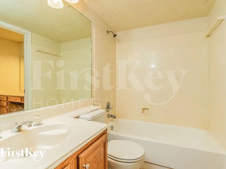 4231 Glen Ridge Dr — Photo 13