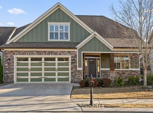 7992 Frostwood Ln, Ooltewah, TN 37363