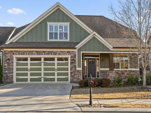 7992 Frostwood Ln, Ooltewah, TN 37363