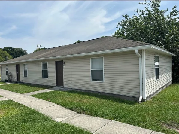4850 9th St, Zephyrhills, FL 33542