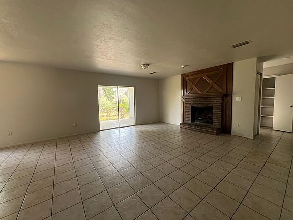 3rd image of 6603 NW 29th St