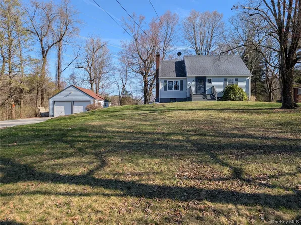 392 Titusville Road, Poughkeepsie, NY 12603