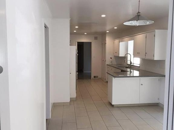 2nd image of 104 Clover Way