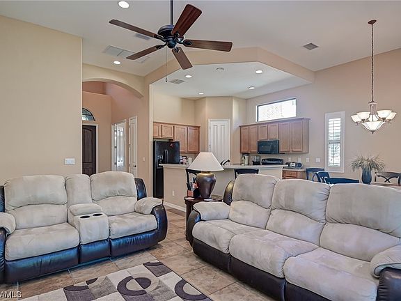 3rd image of 8613 Mercado Ct