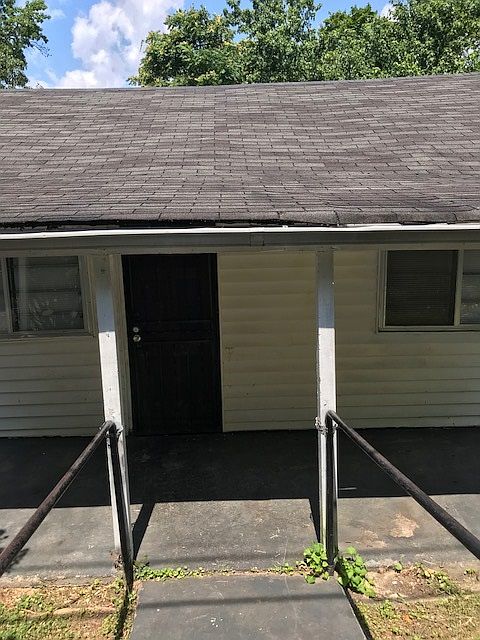 1st image of 611 Fisher Ave