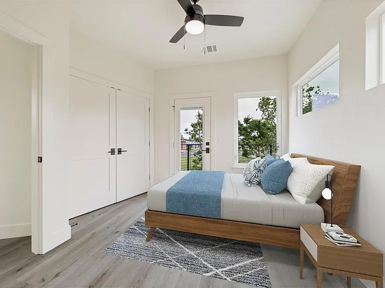 8507 Hathaway Dr #B — Photo 19