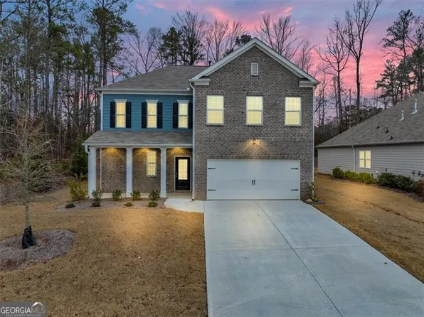 689 Codex Dr, Fairburn, GA 30213