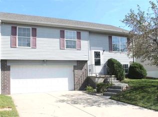 6213 N 129th St, Omaha, NE 68164