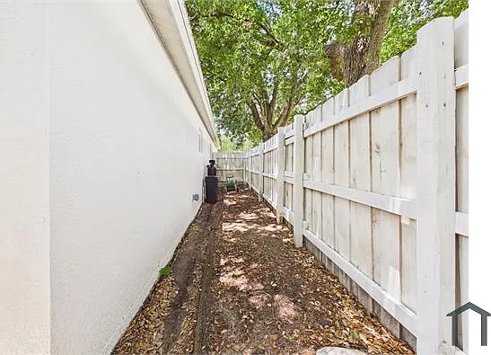10553 Egret Haven Ln — Photo 44