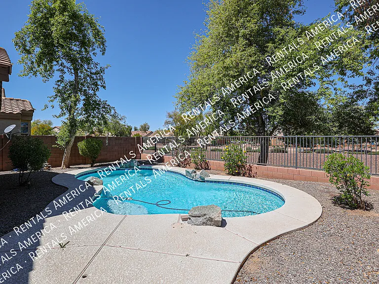 6946 W Harwell Rd — Photo 39