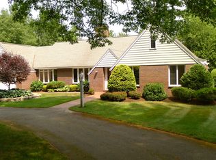 161 River Rd, Topsfield, MA 01983