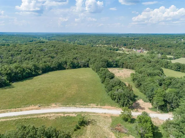 7 Johnson Way, De Soto, MO 63020