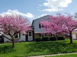 8909 Frontenac Rd, Indianapolis, IN 46226