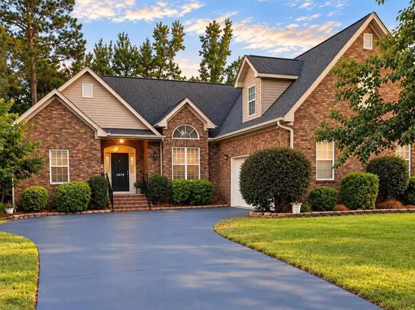 1078 Rock Creek Dr, Florence, SC 29505