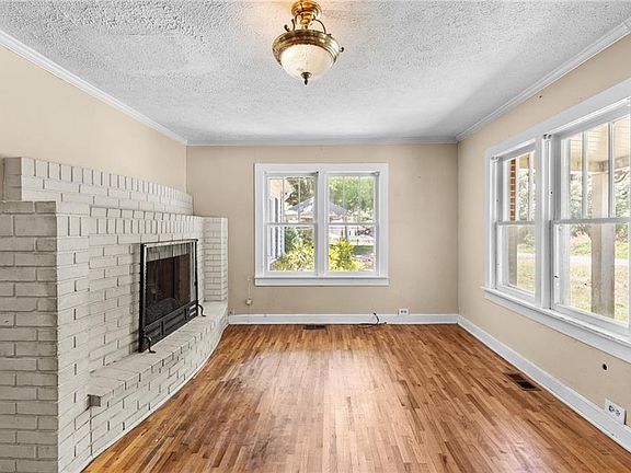 3rd image of 618 Palm St