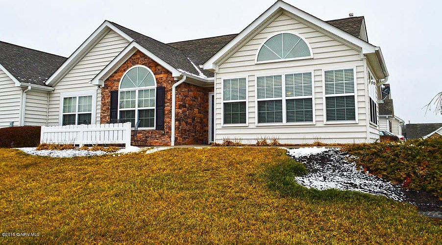 1st image of 185 Revolution Cir