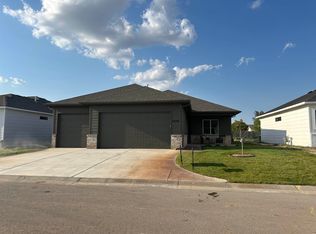 4434 N Sunny Cir, Wichita, KS 67205