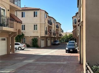 9860 N Lassen Rd, Mission Hills, CA 91345