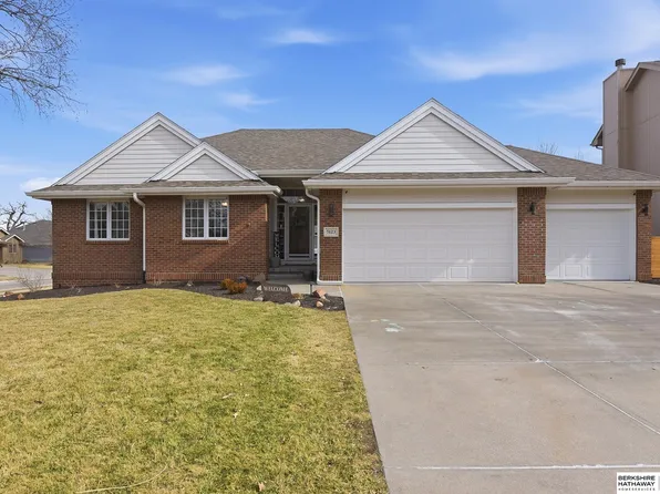 5123 N 140th St, Omaha, NE 68164