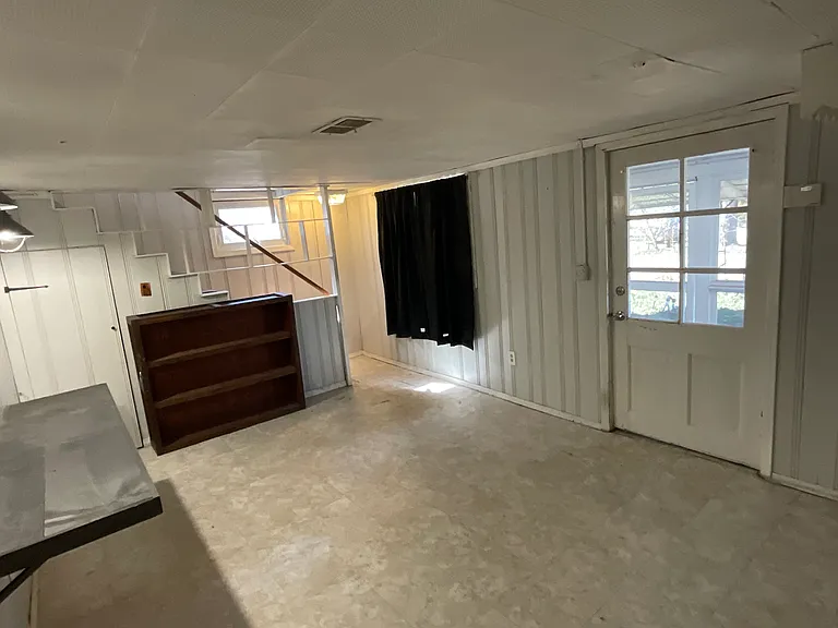 928 Vienna Ave — Photo 23
