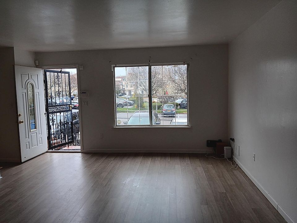 1st image of 154 Skyline Dr