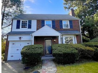 52 Johns Rd, Cheltenham, PA 19012