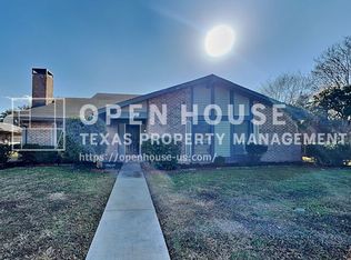3328 Fontaine St, Plano, TX 75075