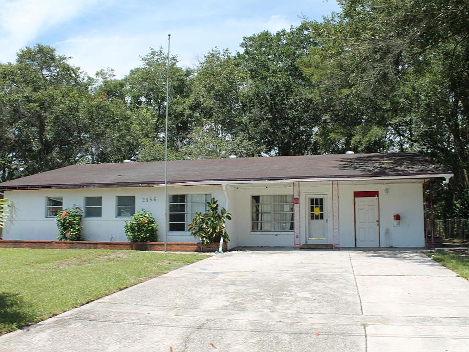 1st image of 2456 Lourdes Dr W