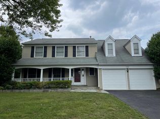 13404 Poplar Woods Ct, Chantilly, VA 20151