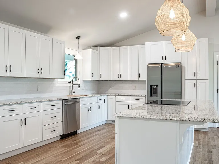 4014 Old Hillsboro Rd — Photo 10