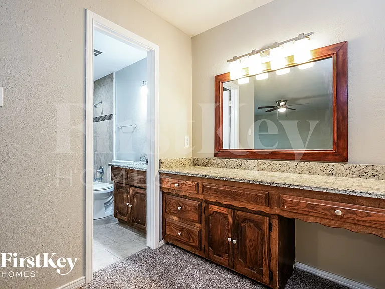 419 Buckingham Pl — Photo 13