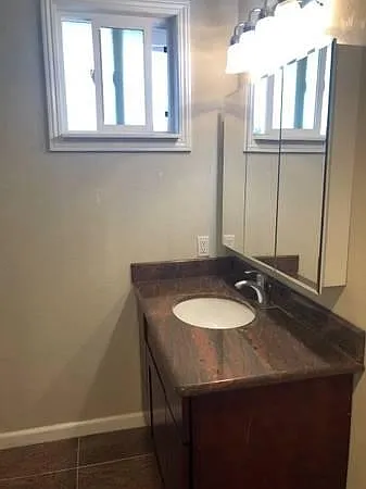 14929 Rossmoyne Dr — Photo 7