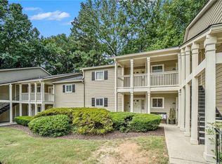 25 Springhedge Ct SE, Smyrna, GA 30080