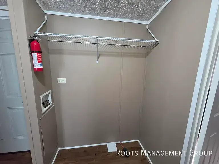 320 Rae St #23 — Photo 6