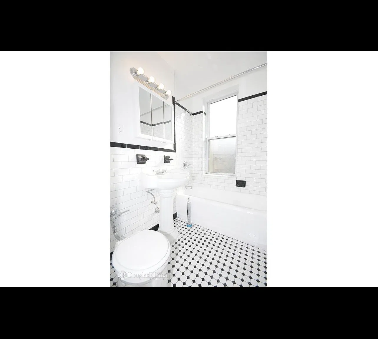 1 bed, 800 sqft, $2,150 — Photo 4