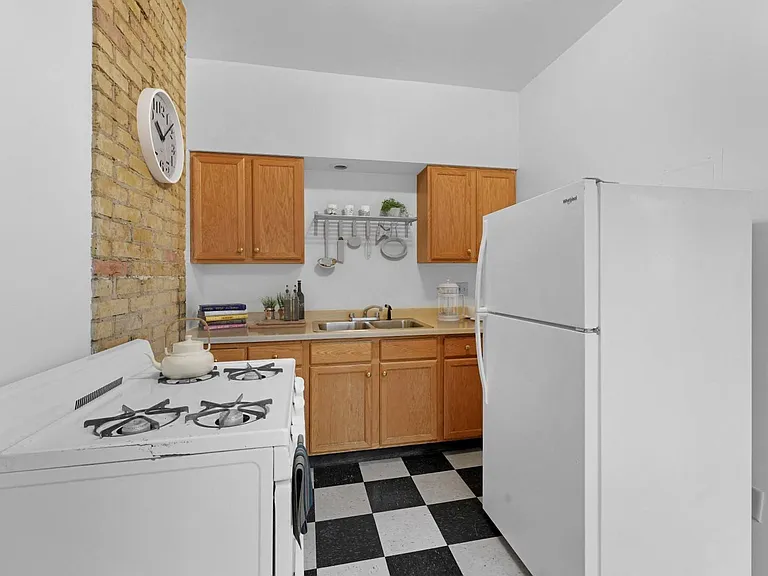 The Park Apartments — Photo 44