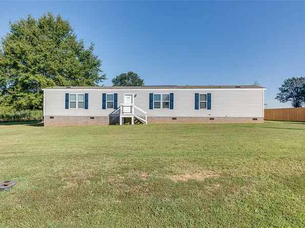 104 D And M Dr, Belton, SC 29627