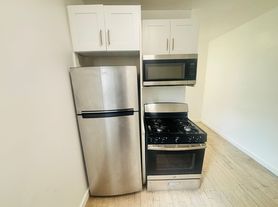 201 Claremont Ave