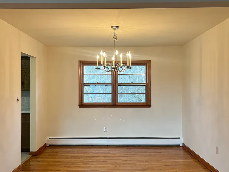 25 Diane Ct — Photo 4