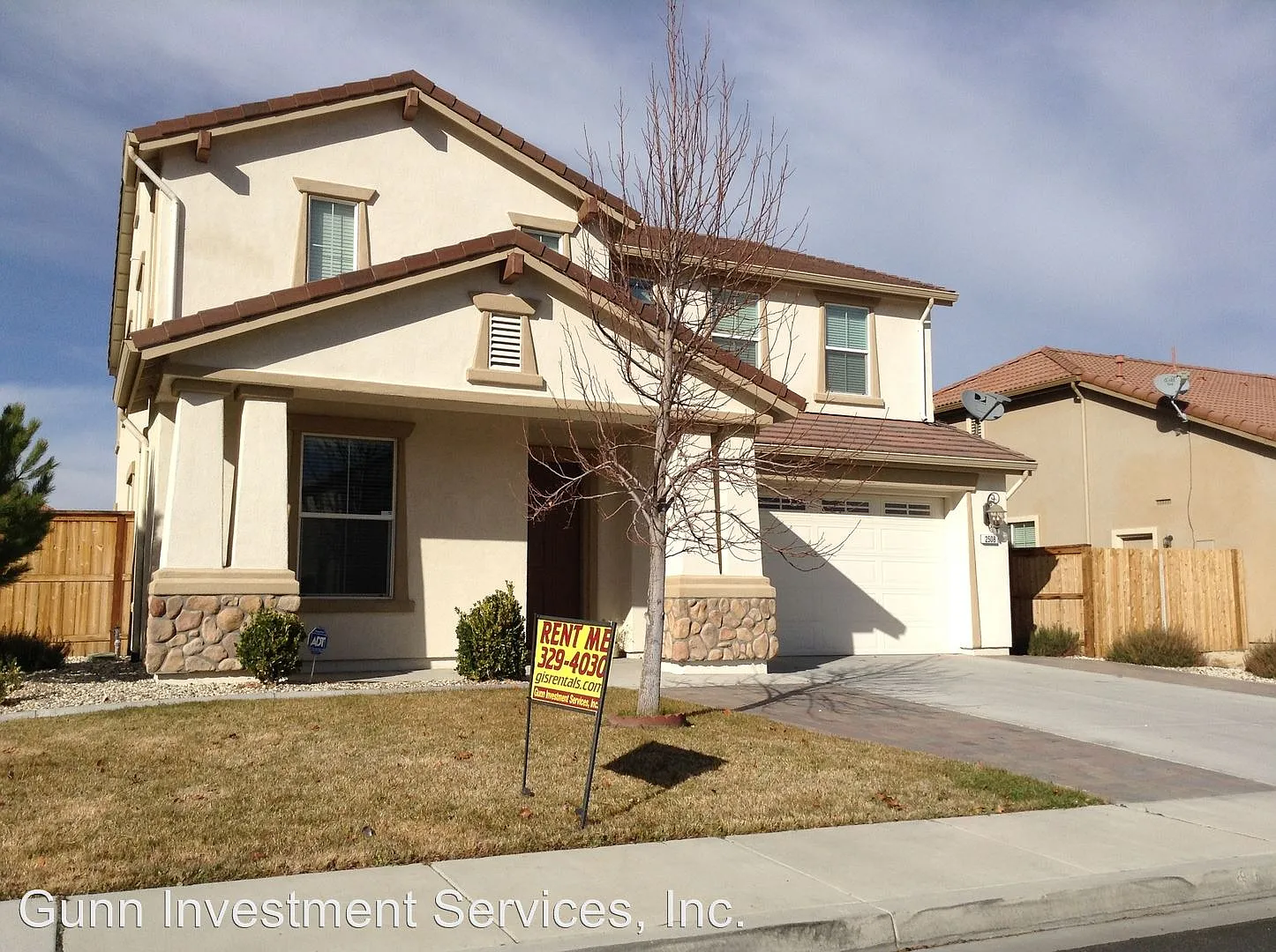 2508 Emblem St photo 1