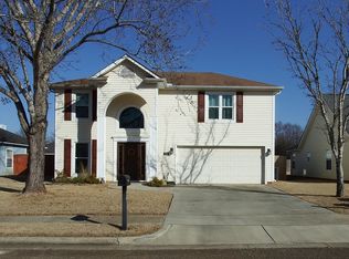 118 Cotton Bend Dr SW, Huntsville, AL 35824