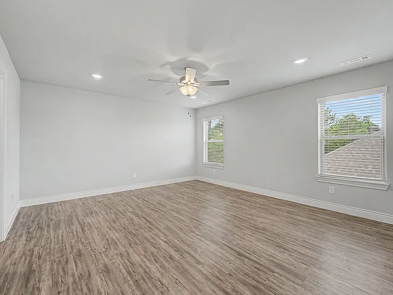 604 E Osage Trce — Photo 17
