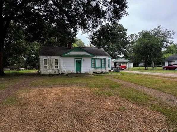 127 Grovewood Ct, Montgomery, AL 36108