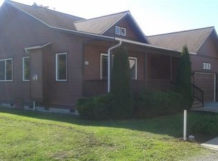 608 Tillinghast Dr, La Conner, WA 98257