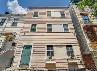 220 4th St APT 6, Jersey City, NJ 07302