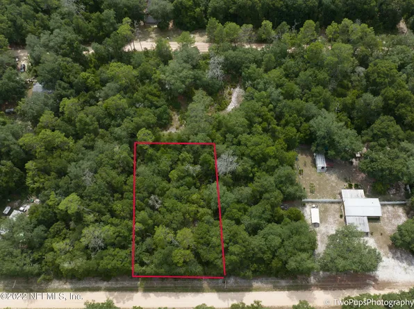 307 N OAK Avenue, Florahome, FL 32140