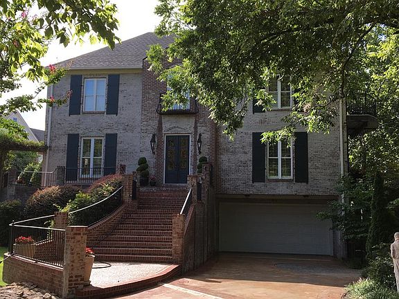 5th image of 612 Bickerstaff Ln