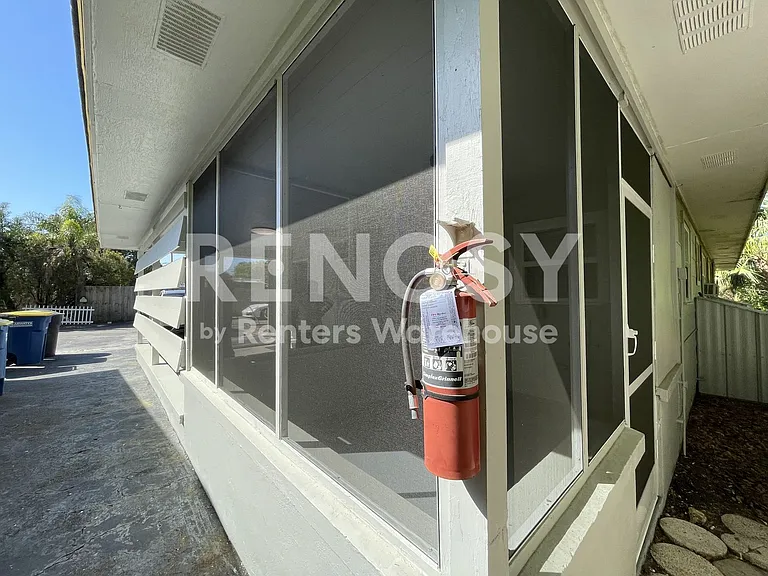 310 S Arcturas Ave #3 — Photo 14