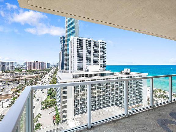 3rd image of 16699 Collins Ave APT 1507