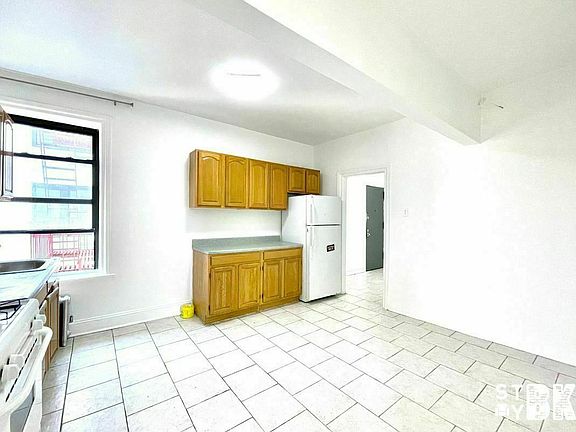 5th image of 710 Avenue S APT C3